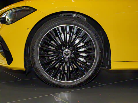 2025�� CLE 300 4MATIC ������ܳ�