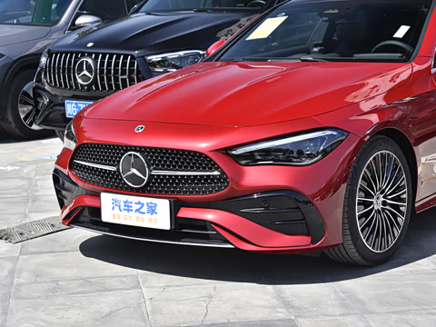 2025�� CLE 300 4MATIC �����ͽ��ܳ�