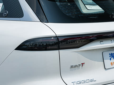 2025�� 2.0T ��������� 5��