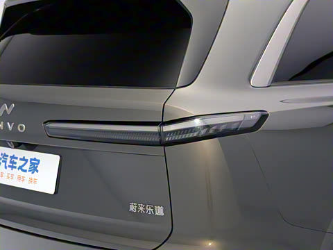 2025�� Ultra ������