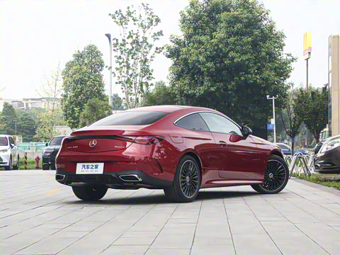 2025�� CLE 300 4MATIC �����ͽ��ܳ�