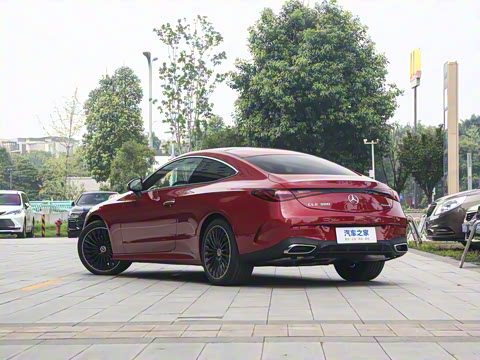 2025�� CLE 300 4MATIC �����ͽ��ܳ�