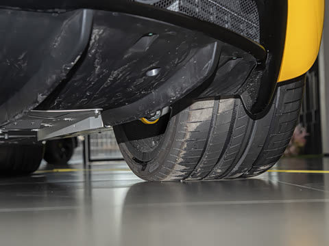 2025�� 2.0T DCT Turbo SE