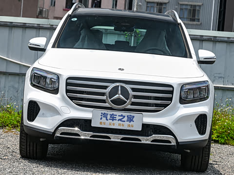 2025�� GLB 220 ������