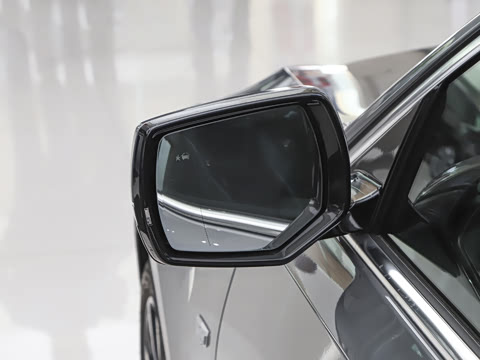 2025�� 28T �����˶���