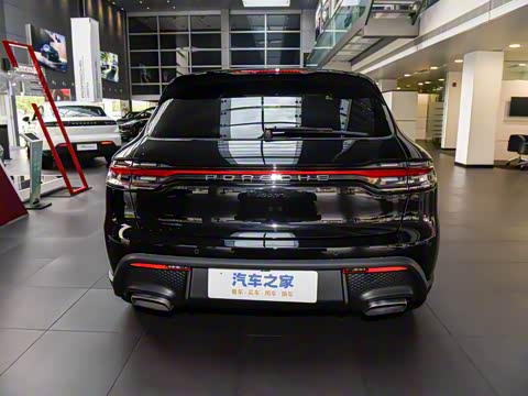 2025�� Macan 2.0T ���ΰ�