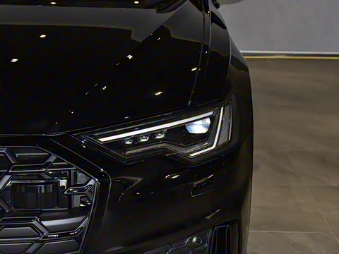 2025�� Avant 45 TFSI ��̽�ռ�