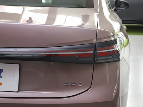 2025�� Pro 380TSI �ǿ���ҫ��