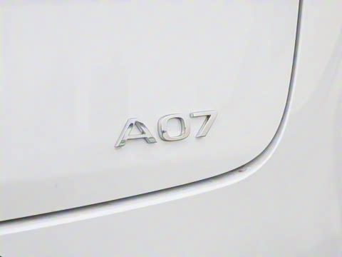 2025�� �������̰� 140��Ӣ��