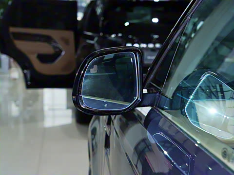 2025�� 400PS Dynamic SE