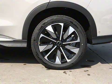 2025�� EV �Ǽݰ� 520km �����