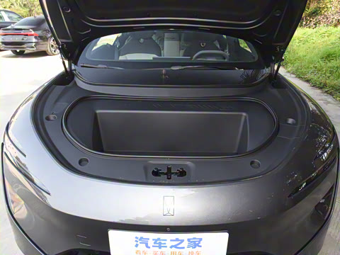 2025�� Ultra���������