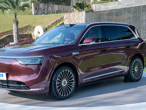 2025�� ���� Ultra�� 53.4kWh 5����