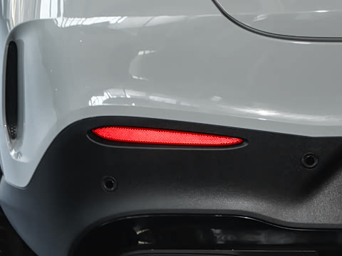 2025�� GLC 260 4MATIC ����SUV