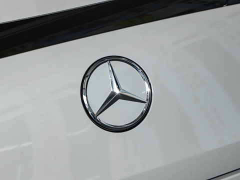 2025�� GLC 260 4MATIC ����SUV