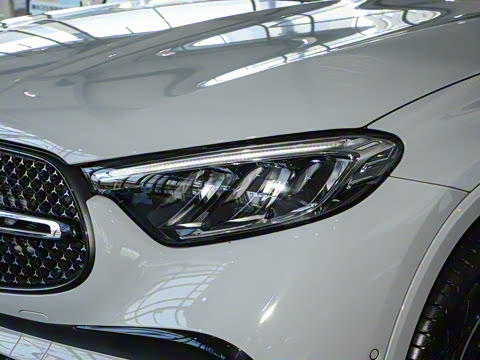 2025�� GLC 260 4MATIC ����SUV