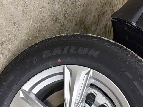 2025�� 1.5T �ֶ���Խ�� 5��