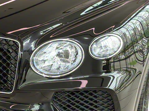 2026�� 4.0T V8 ������