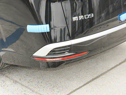 2025�� EV ��������