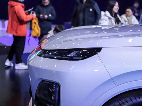 2025�� ����Ultra+ �߶���