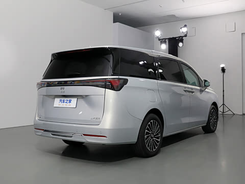 2025�� ½�� ������ 7��