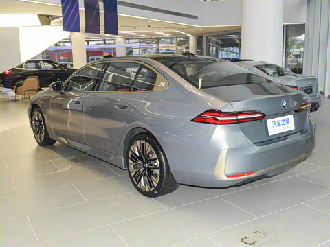 2025�� 530Li ������ ������װ