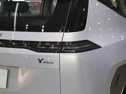 2023�� Plus 610 ������