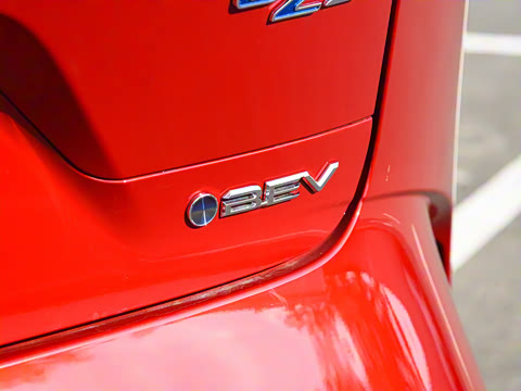 2025�� 630 PRO���а�