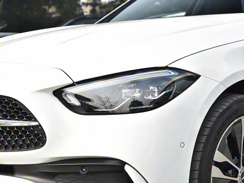 2025�� �Ŀ� C 350 eL