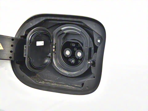 2025�� �Ŀ� C 350 eL