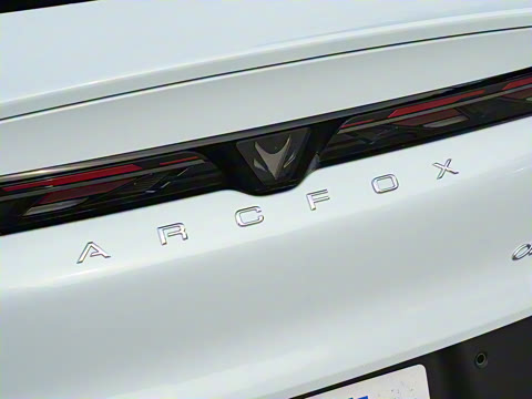 2025�� 560MAX 185kW