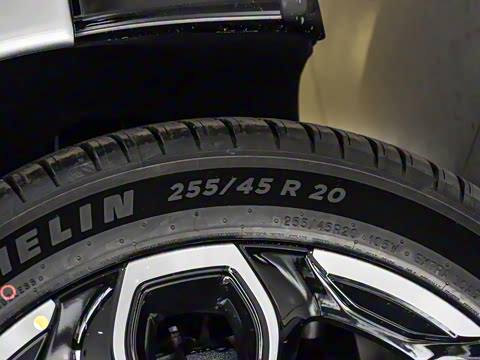 2025�� 625 ������ Max �콢��