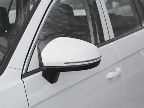 2025�� ������ 300TSI