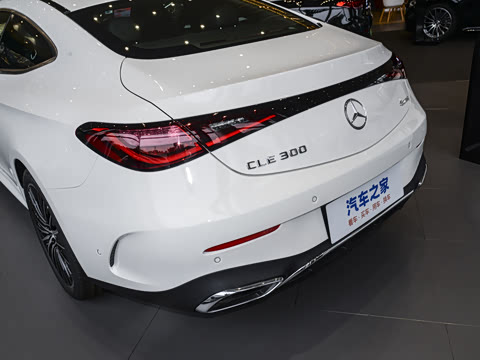 2025�� CLE 300 4MATIC �����ͽ��ܳ�