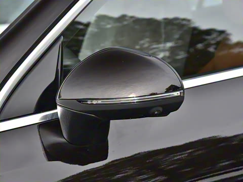 2025�� GLC 260 L 4MATIC ������