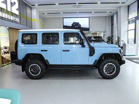 2025�� 2.0T ����