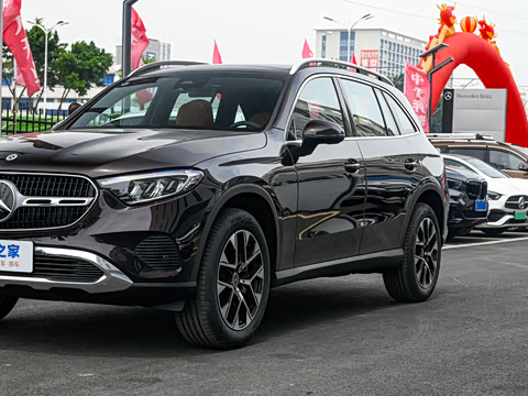 2024�� GLC 260 L 4MATIC ������ 5��