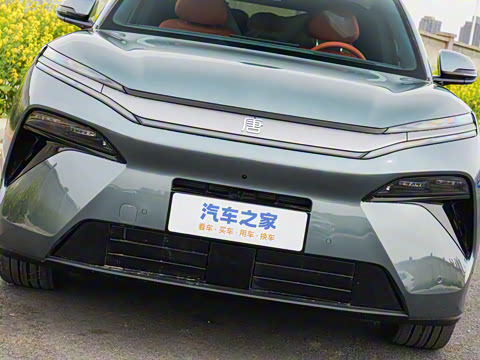 2025�� DM 215KM�����״��콢��