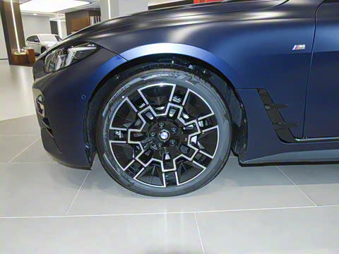 2024�� 430i Gran Coupe M�˶���ҹ��װ