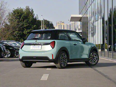 2025�� 1.5T COOPER ������