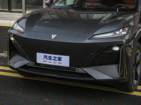 2025�� 520Max ��ΪǬ���Ǽ�ADS SE�����