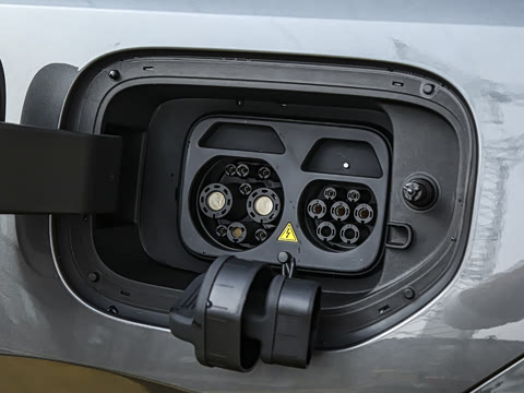 2025�� 520Max ��ΪǬ���Ǽ�ADS SE�����