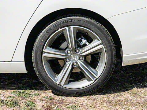 2025�� �˶�ϵ�� 260TURBO ����