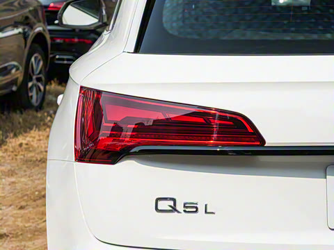 2025�� 45�����ذ� 40 TFSI ����������