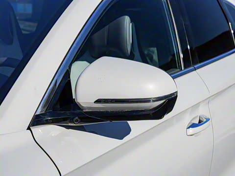 2025�� EV �Ǽݰ� 605km �콢��