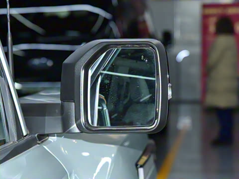 2025�� 2.3T ����SV7 ��Ұ��