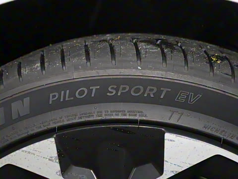 2025�� �����Ǽݰ� 75kWh