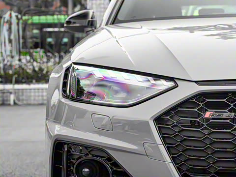 2024��  RS4 Avant ȼ���