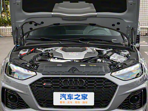 2024��  RS4 Avant ȼ���