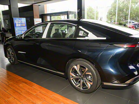 2024�� ����200